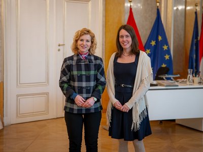 Der Alternativtext wird in Kürze eingefügt