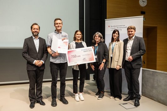 Young Science-Kongress 2025 Der Alternativtext wird in Kürze eingefügt