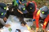 Kinder bei einem Workshop in der Natur