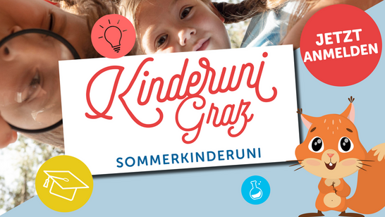 Kinder untersuchen mit einer Lupe, davor der Banner der KinderUniGraz