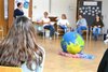 Kinder in einem Workshop